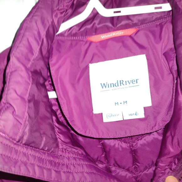 Ladies Vests - Picture 4 of 5